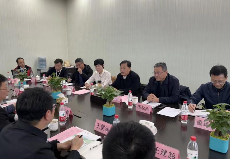 深化产学研融合 聚力高质量生长——河北科技大学专家团一行到门徒娱乐集团考察座谈